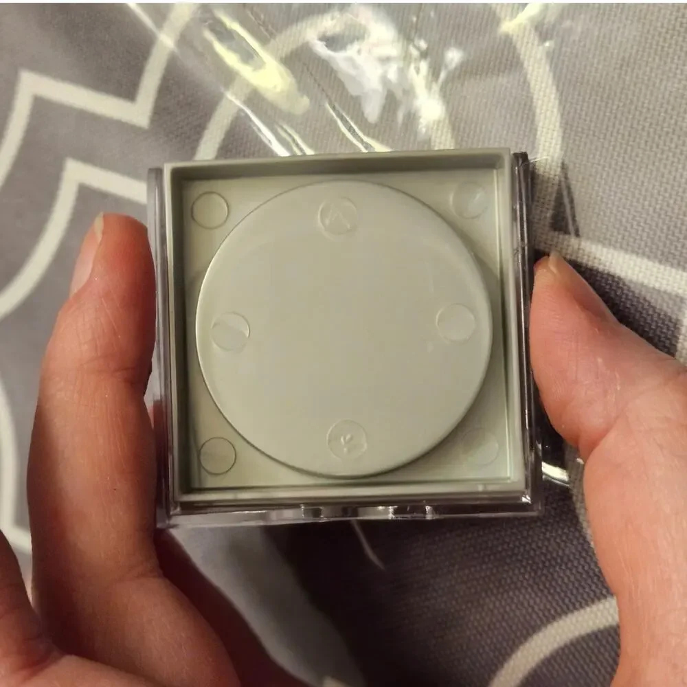 Mally Beauty Gorgeous Terracotta / Muted Brick Pressed Powder Blush ~ UNNAMED